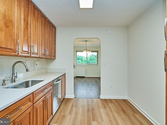 4th image of 1225 Martha Custis Dr APT 810