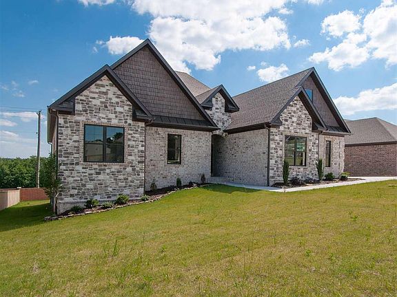 2nd image of 9709 Oak Heights Dr
