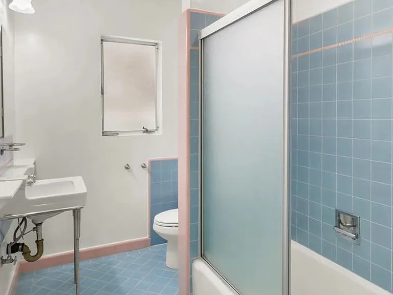 1406 S Saltair Ave #1 — Photo 16