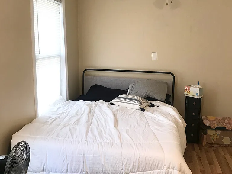 160 Otis St #2 — Photo 13