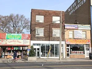2938 Danforth Ave — Photo 8