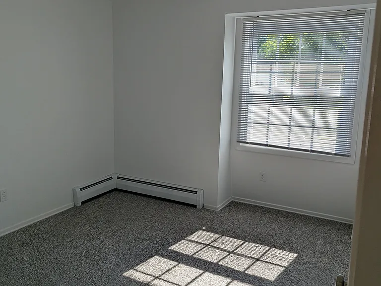 202 S Union Rd #8 — Photo 8