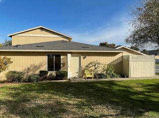 1824 Stonebrook Ln, Encinitas, CA 92024