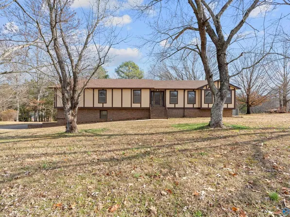 12102 Northgate Dr, Huntsville, AL 35810