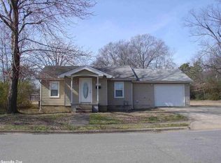 112 N 4th St, Benton, AR 72015