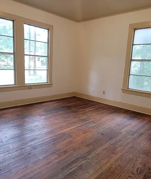 4129 Lamar Ave — Photo 11