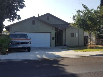 2116 N 5th St, Ceres, CA, 95307
