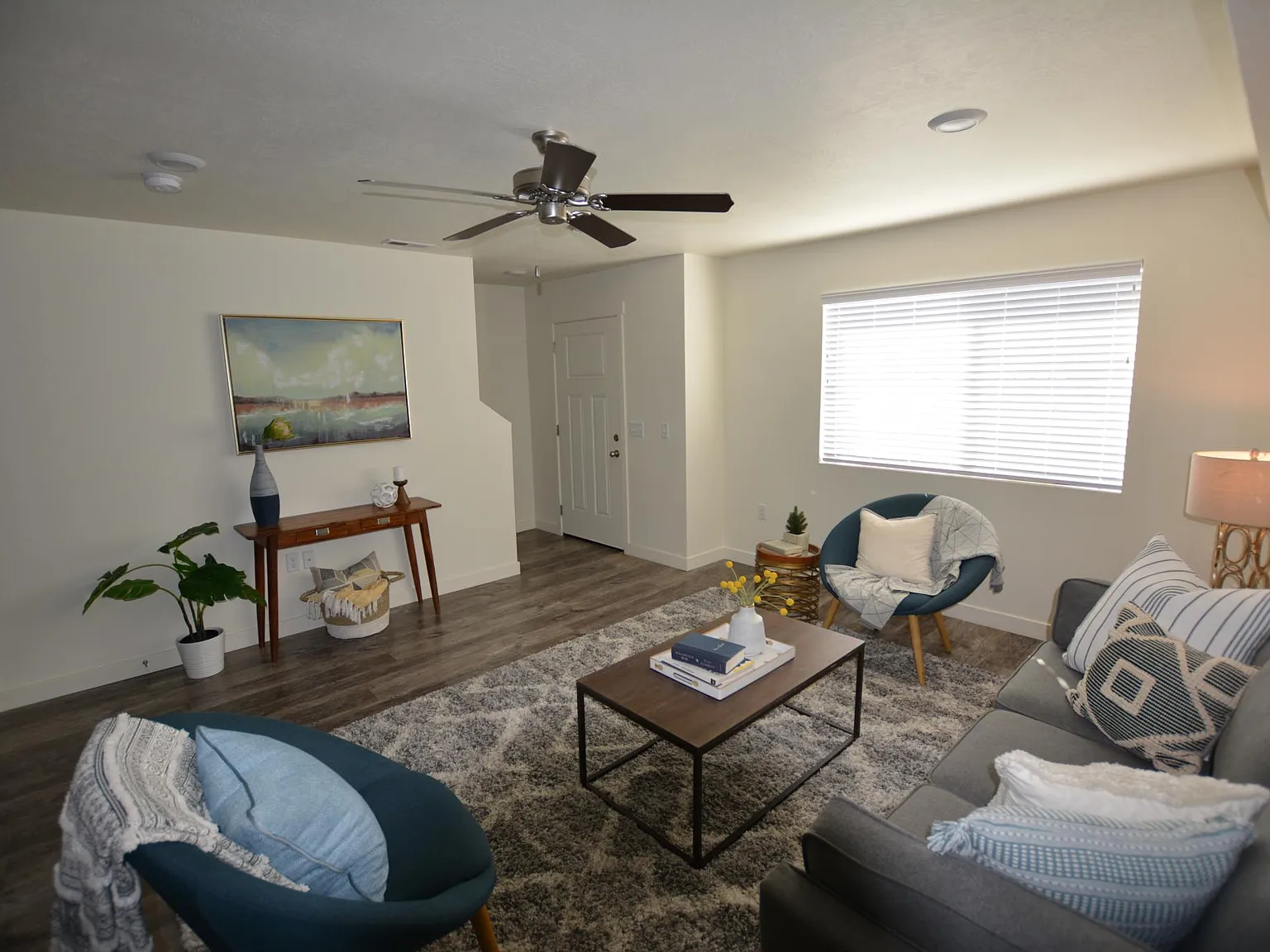 3 bed, 1480 sqft, $1,650 — Photo 2