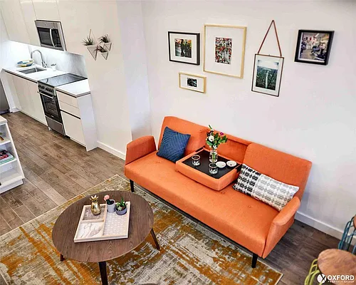 Rented by Oxford Property Group | media 14