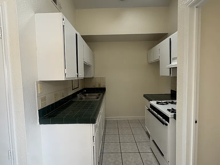 850 Los Surcos Rd — Photo 9