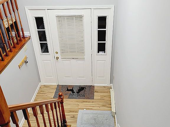 3rd image of 4295 Rhode Island Ct