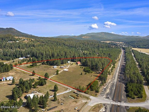 2nd image of 95 Twin Rivers Rd