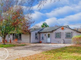 5359 Cecelia Ann Ave, Clarkston, MI