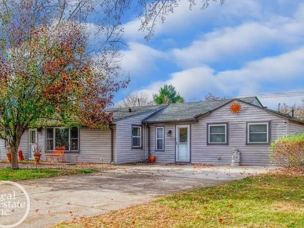 5359 Cecelia Ann Ave, Clarkston, MI 48346