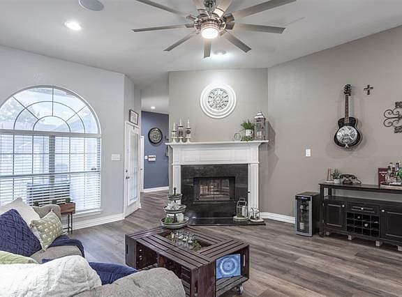5th image of 7156 Fox Dr
