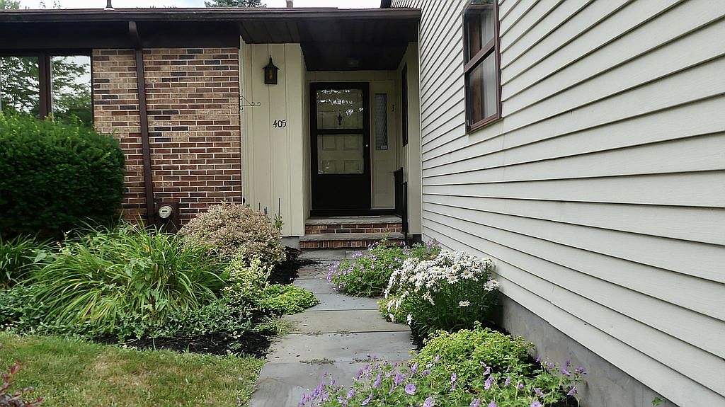 405 Kimry Moor, Fayetteville, NY 13066 Zillow