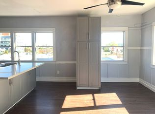 71 Lime Ave APT A, Long Beach, CA 90802