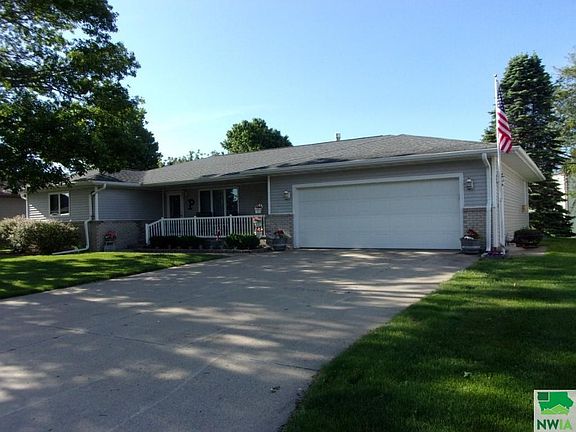 2nd image of 308 Kurtz Dr