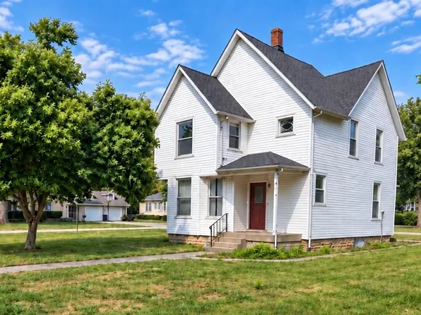 397 W Chebanse Ave, Chebanse, IL 60922
