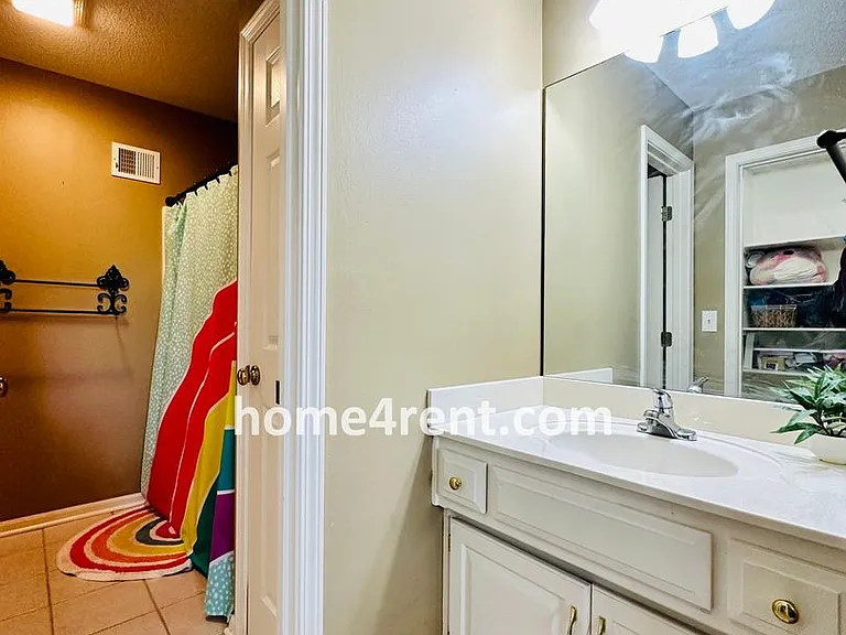 12648 S Hallet St — Photo 48