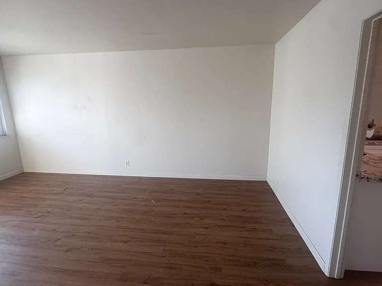 318 Warren Ave #1 — Photo 4