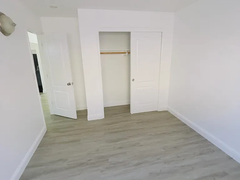 141 Starr Ave #C — Photo 3