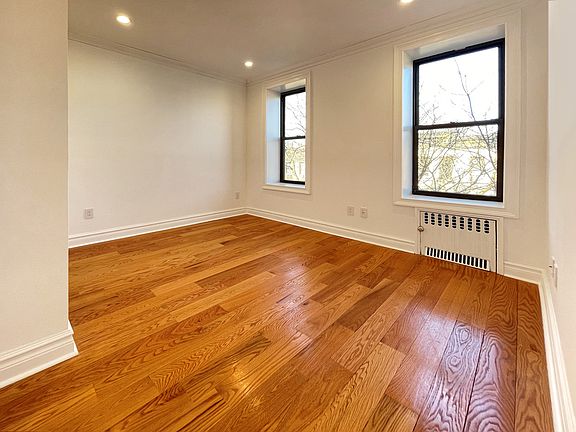 4th image of 390 2nd St APT 41