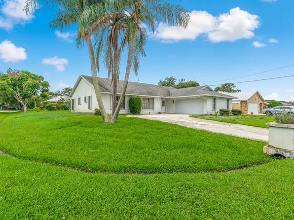 1678 SE Holiday Road, Port St Lucie, FL 34952