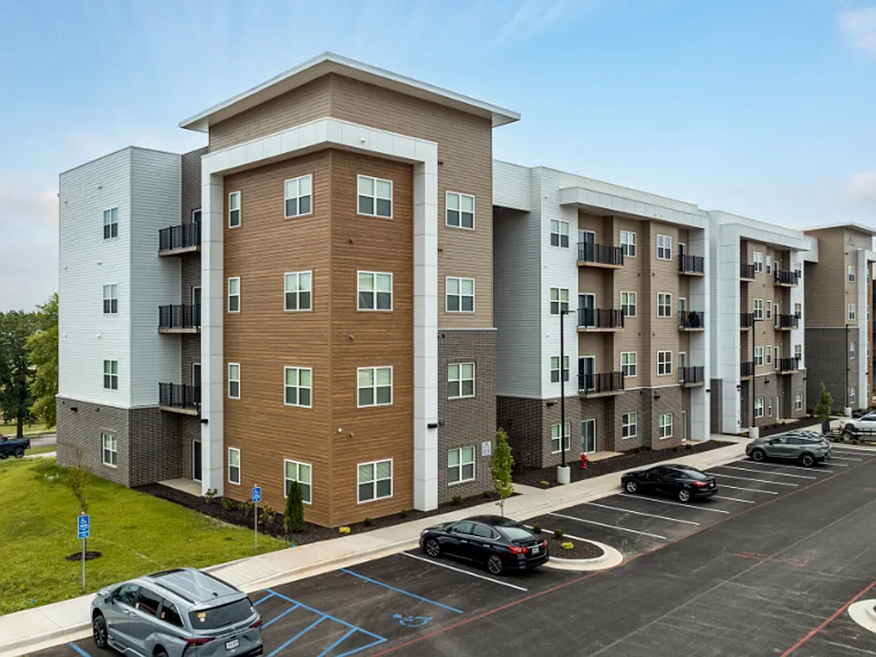 Finley Ridge Apartments