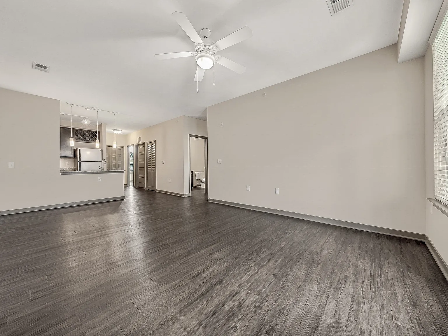 Avellan Springs Apartments — Photo 4