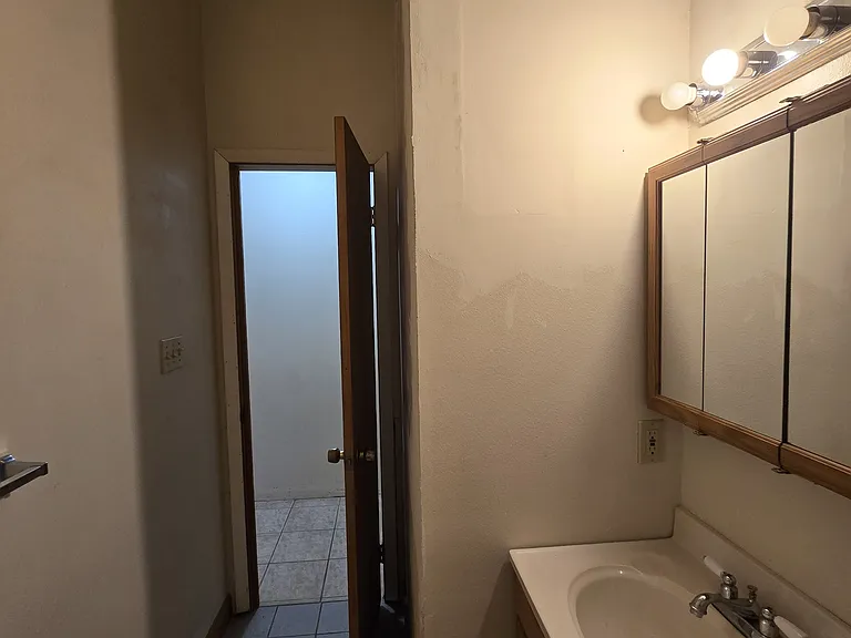 Sink in laundry room