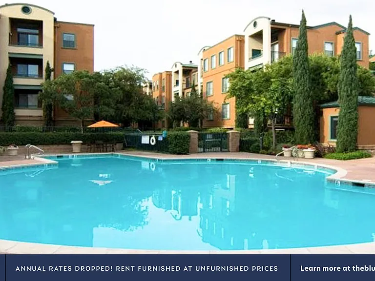 Building's Swimming pool