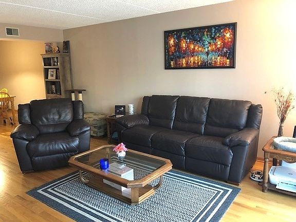 2nd image of 1480 Jefferson St APT 206