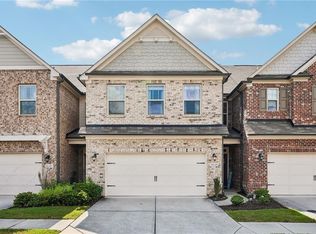 8630 Gladden Ln, Suwanee, GA 30024