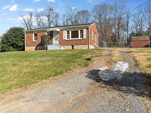 4th image of 128 Primrose Ln