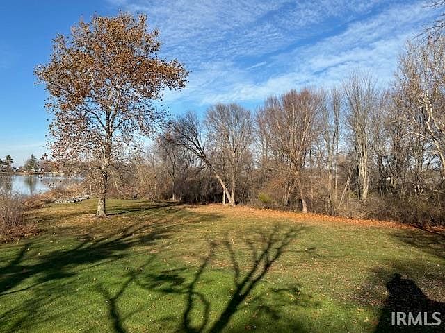 2nd image of 10481 N Hill Dr