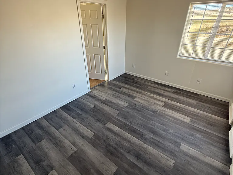 62350 Belmont St — Photo 30
