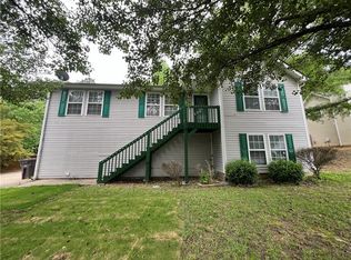7070 Stonecreek Dr, Douglasville, GA 30134