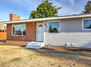 812 SE 4th Ave, Oak Harbor, WA 98277