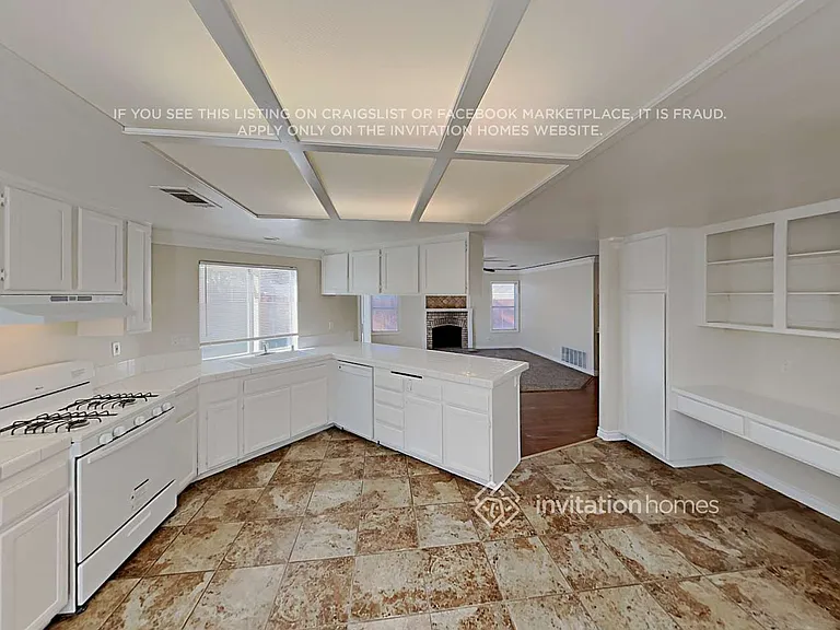 3045 Sherry Dr — Photo 9