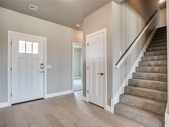 3rd image of 12913 Firerock Cir