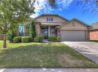 321 Partridge Run Rd, Yukon, OK 73099