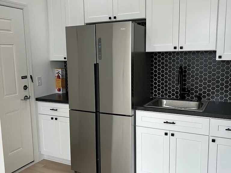 600 E Landis Ave #2A — Photo 3