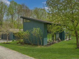 836 N Salem Rd, Ridgefield, CT 06877