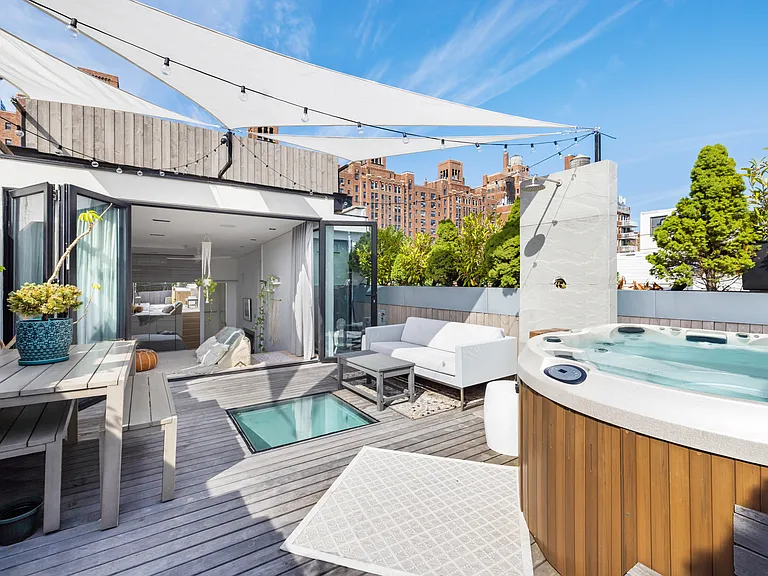 455 W 22nd St #PENTHOUSE — Photo 9