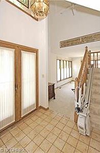 2nd image of 9 Brandon Pl #9