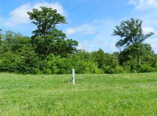 1433 Fairwood Dr, Belleville, IL 62220