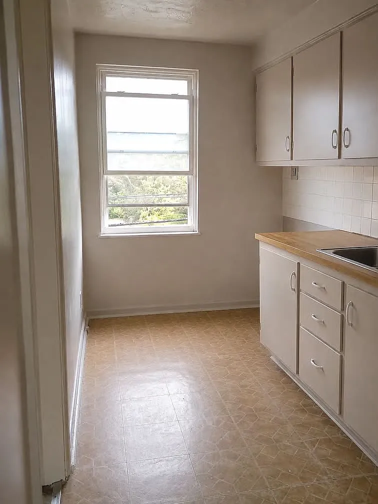 2 bed, 750 sqft, $1,200 — Photo 1