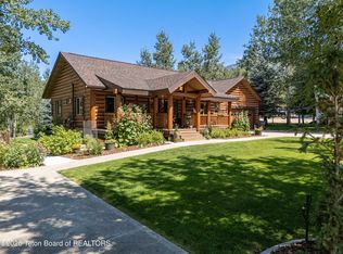 58 Sugarloaf Dr, Star Valley Ranch, WY 83127
