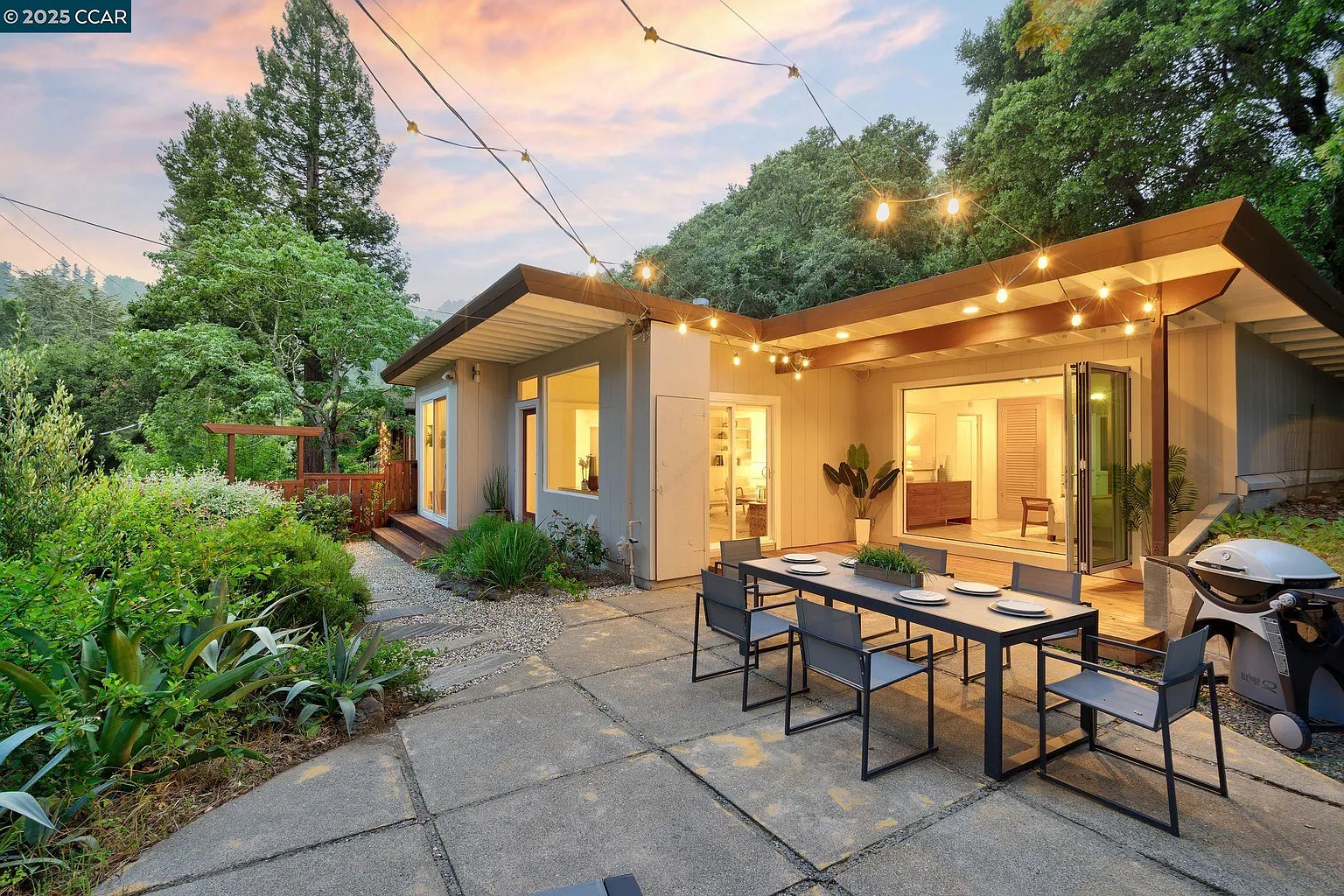 327 El Toyonal photo 1